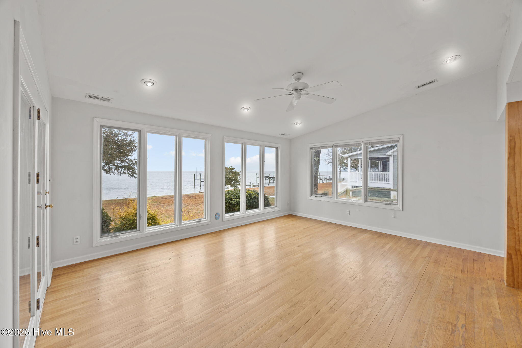 236 Morrison Road Oriental, NC 28571 - Photo 2 of 64 17-web-or-mls-0C0A2217_1