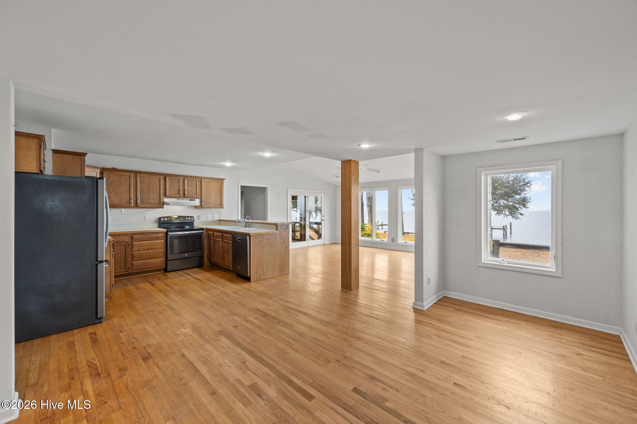 236 Morrison Road Oriental, NC 28571 - Photo 3 of 64 11-web-or-mls-0C0A2193