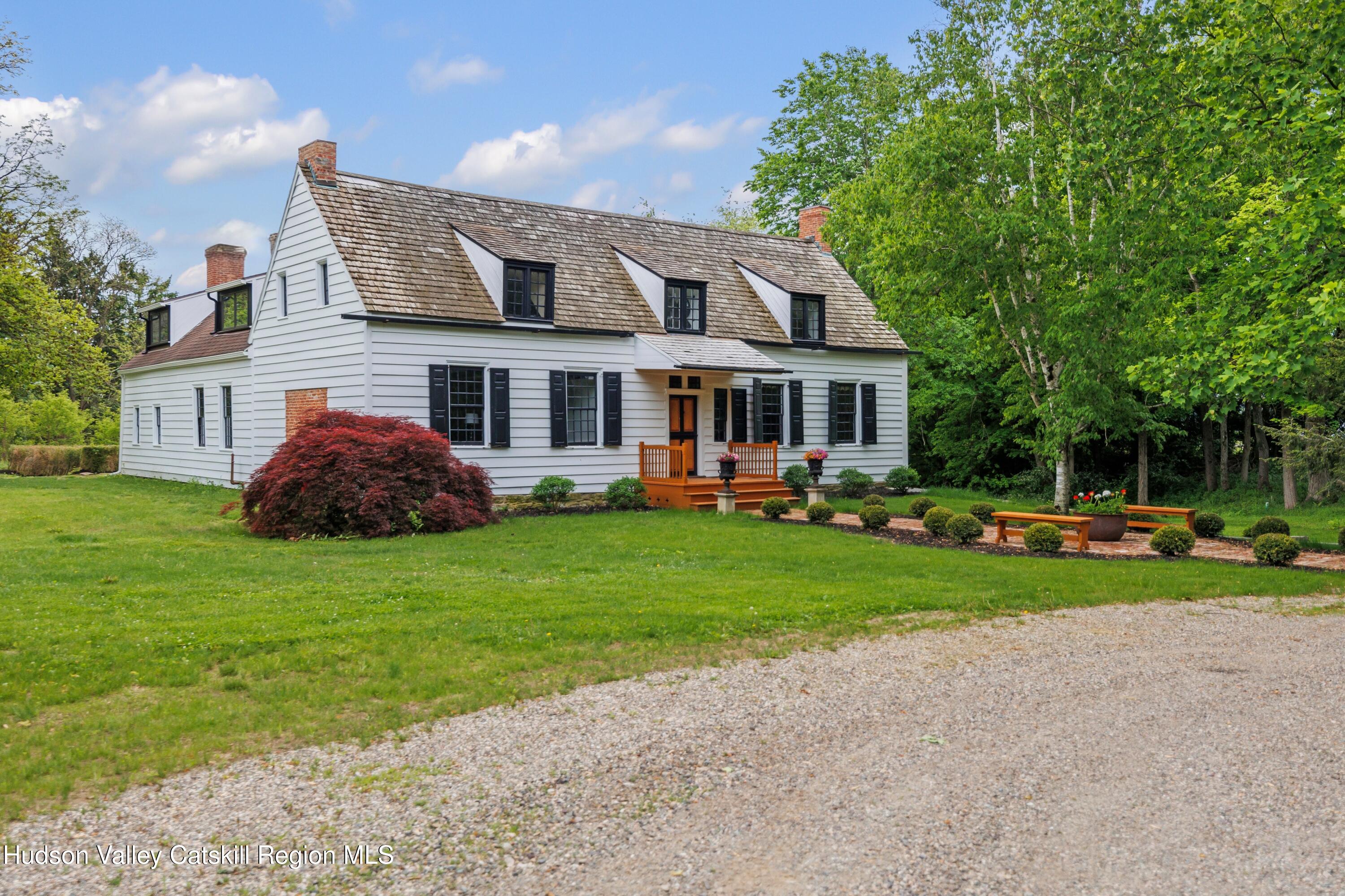 33 Broad Street Kinderhook, NY 12106 - Photo 2 of 76 Angle view from circle