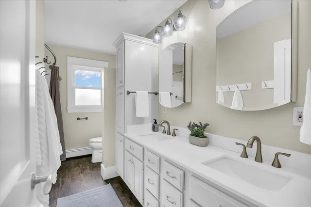 $400,000 | 303 West Evergreen Drive, St. Joseph, IL 61873