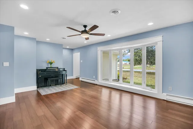 $400,000 | 303 West Evergreen Drive, St. Joseph, IL 61873