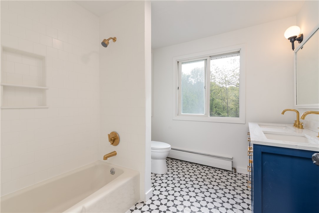 9 Christian Hill Road Westerly, RI 02891 - Photo 17 of 33 Full Bath 2nd floor