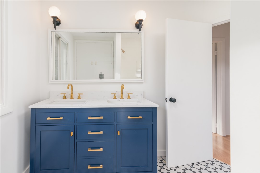 9 Christian Hill Road Westerly, RI 02891 - Photo 18 of 33