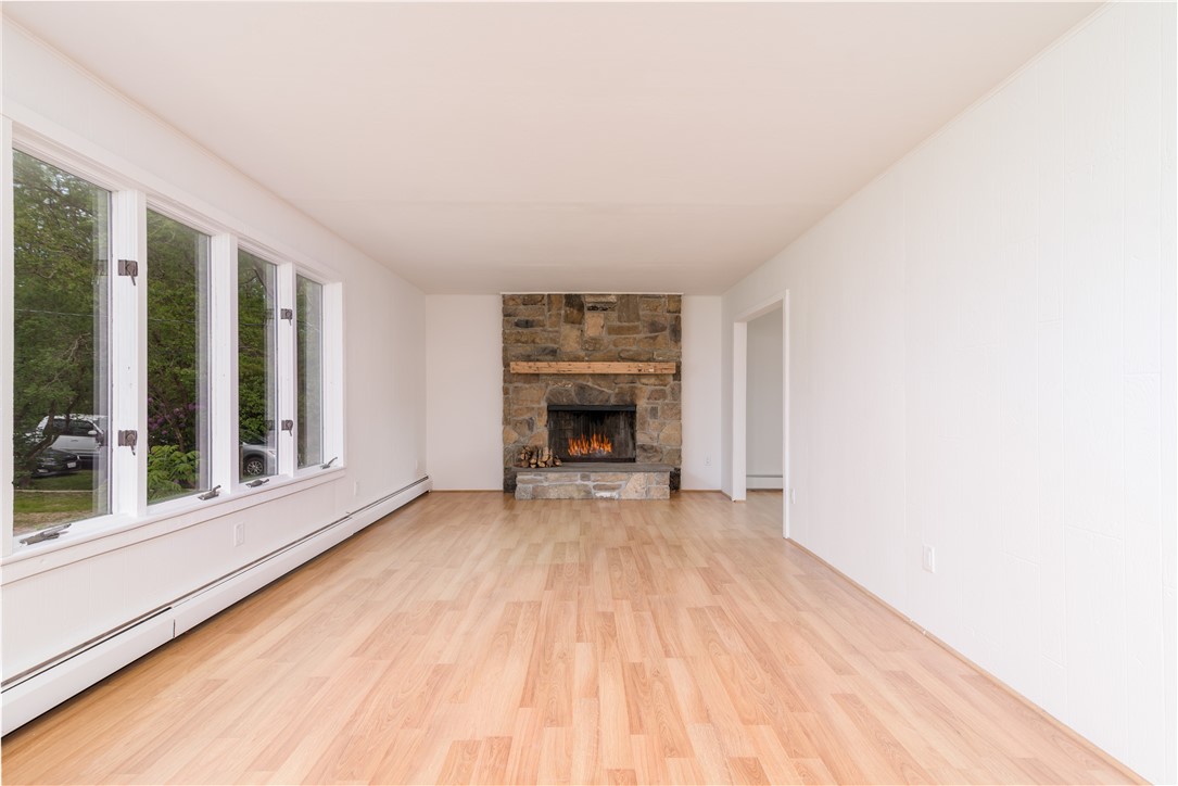 9 Christian Hill Road Westerly, RI 02891 - Photo 8 of 33