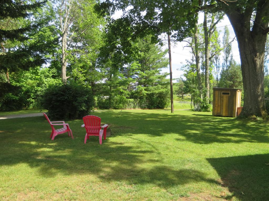 1856 Buck Hill Road Shaftsbury, VT 05201 - Photo 11 of 12 Gallery Image 11