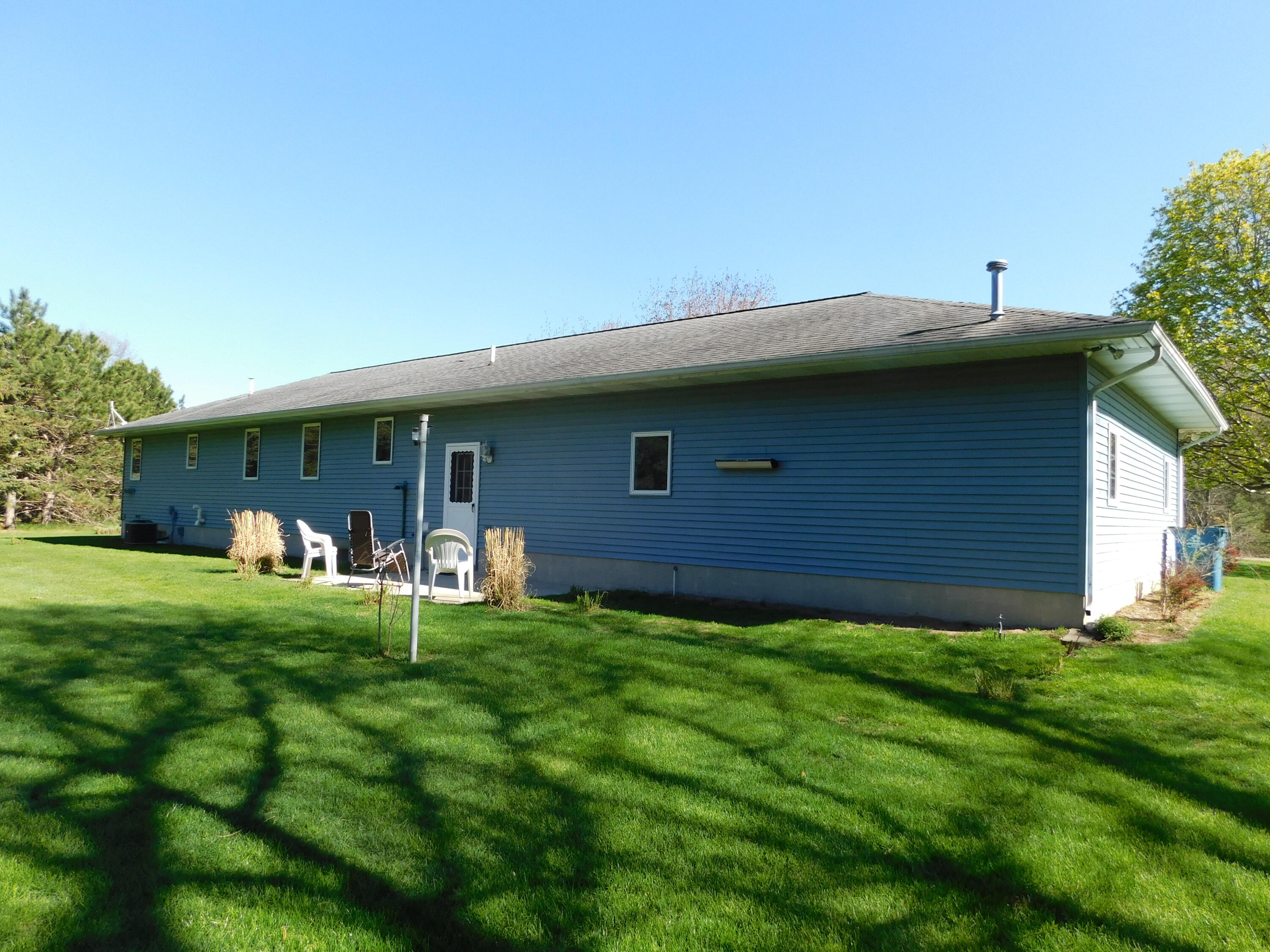 1576 Anthony Road Manistee, MI 49660 - Photo 8 of 34 DSCN1676