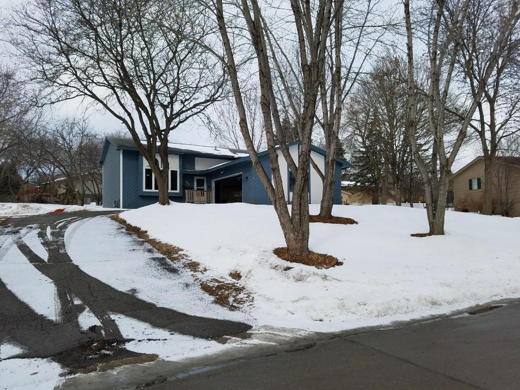 1412 Valleyview Road Chaska, MN 55318 - Photo 1 of 1 Gallery Image 1