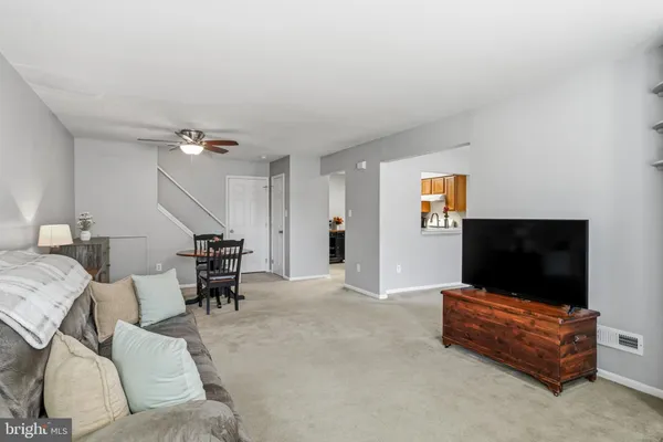 a view of a livingroom with furniture