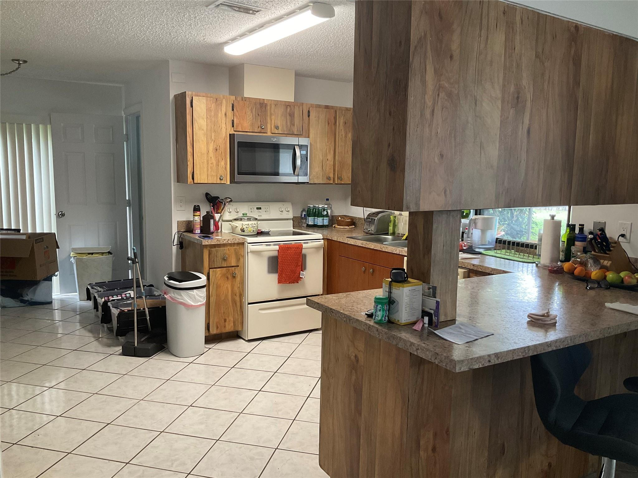 6269 Woodbury Road Boca Raton, FL 33433 - Photo 3 of 21 Photo 3