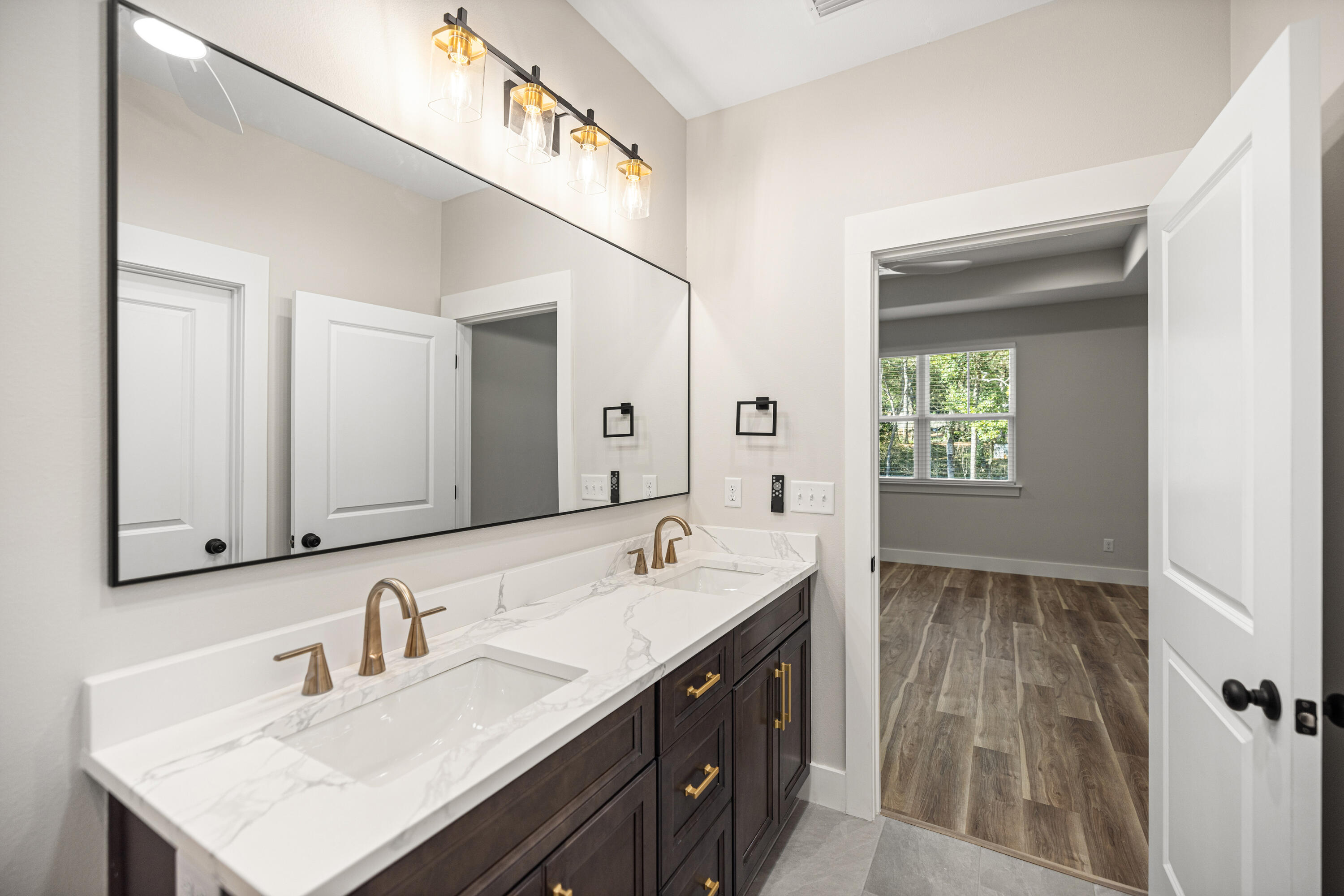 109 Spruce Street Freeport, FL 32439 - Photo 13 of 31 Master Bath 2