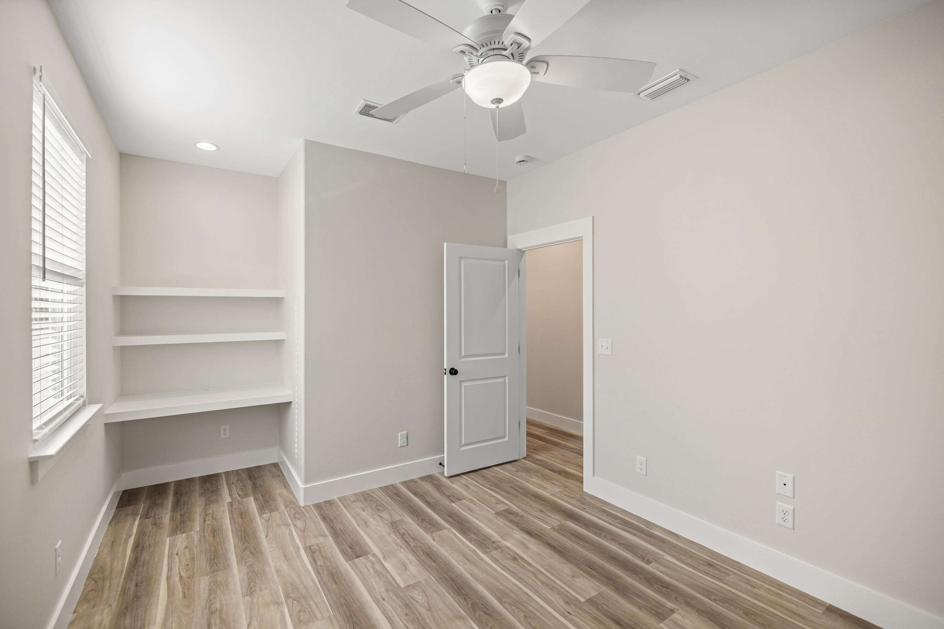 109 Spruce Street Freeport, FL 32439 - Photo 18 of 31 3rd Bedroom