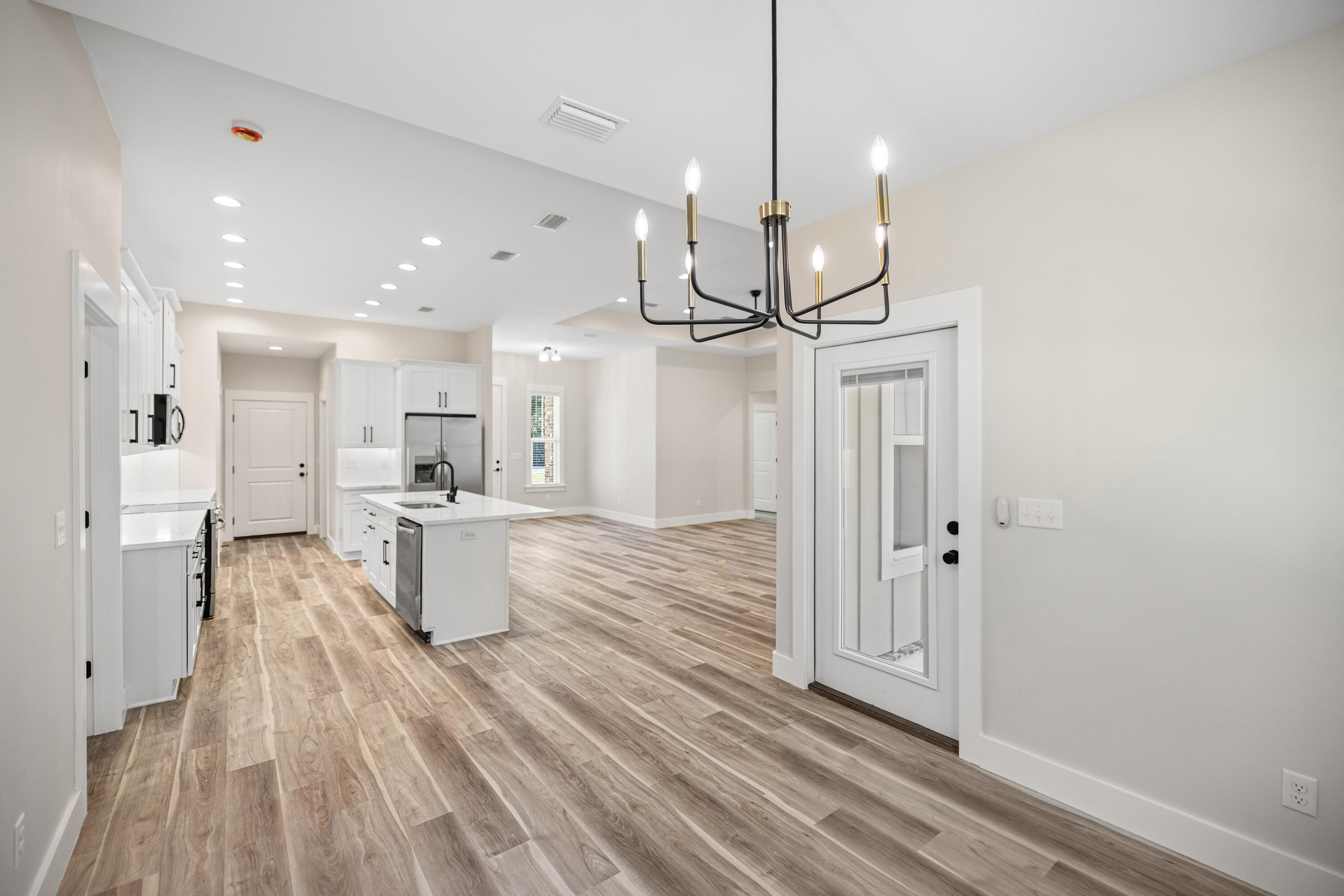 109 Spruce Street Freeport, FL 32439 - Photo 9 of 31 Dining Area 2