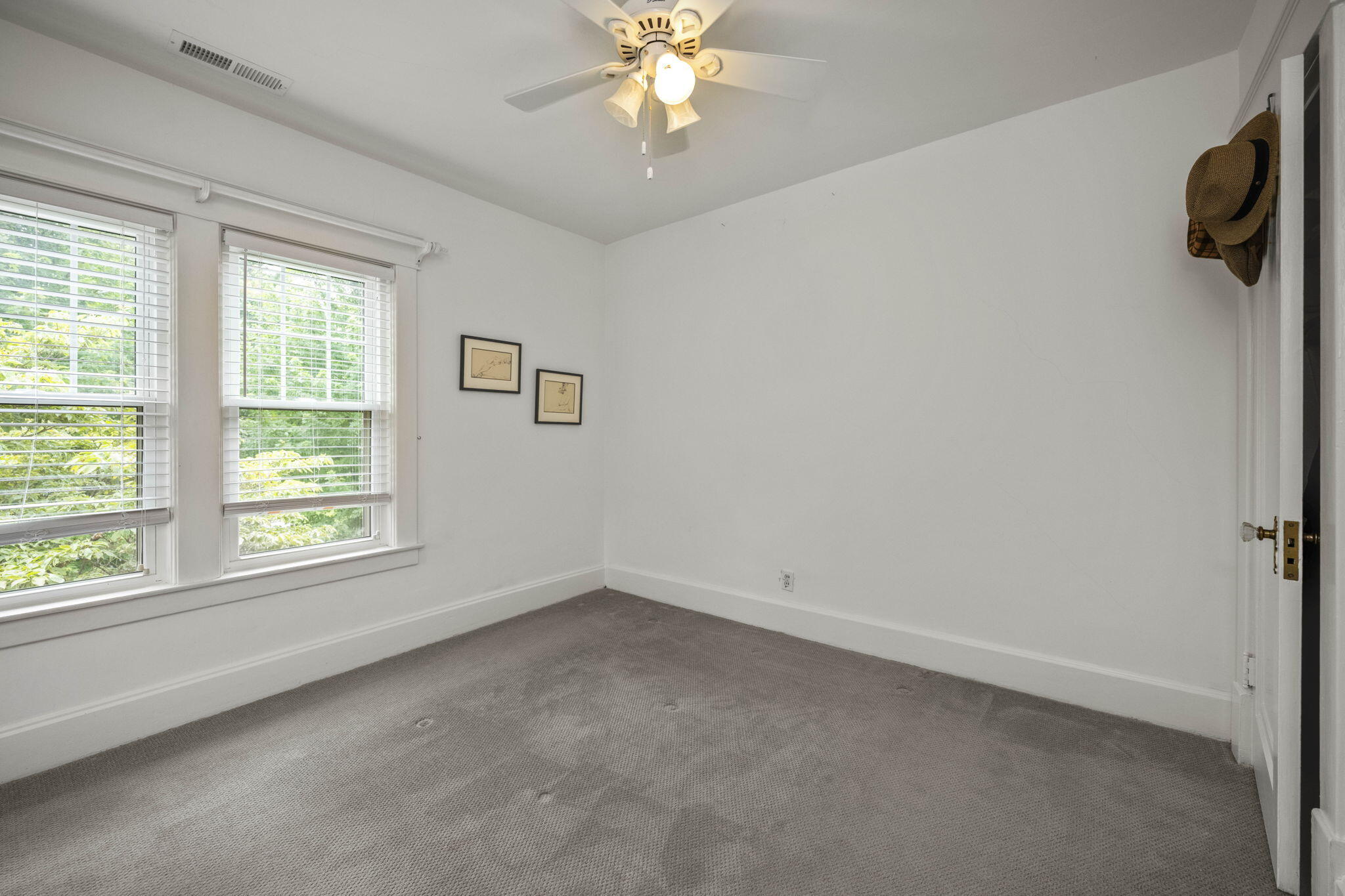 427 Dudley Road Lexington, KY 40502 - Photo 31 of 42 40-web-or-mls-20250729-427-Dudley-Rd-fh-