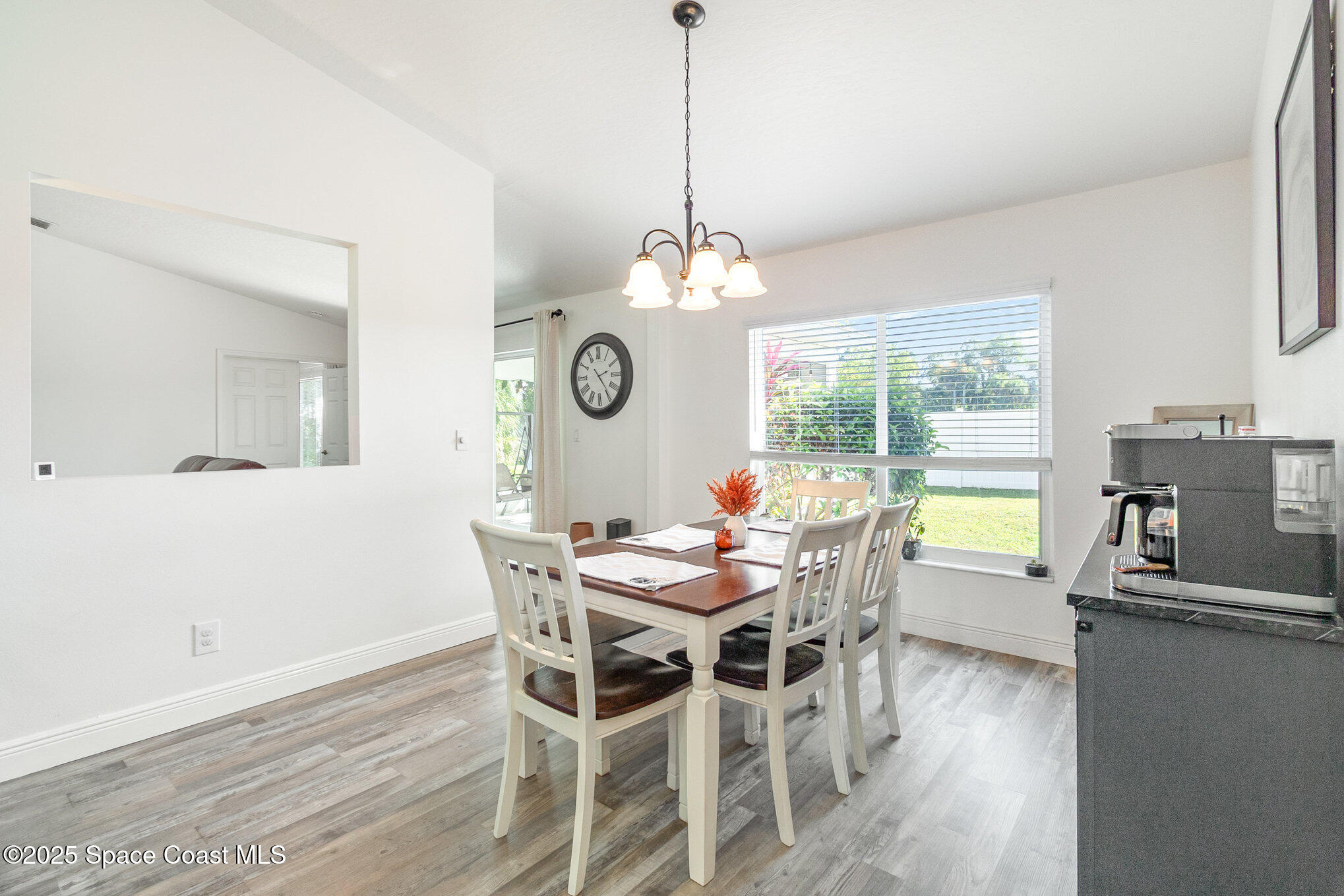 1170 Meadowbrook Road Northeast Palm Bay, FL 32905 - Photo 6 of 25 Dining
