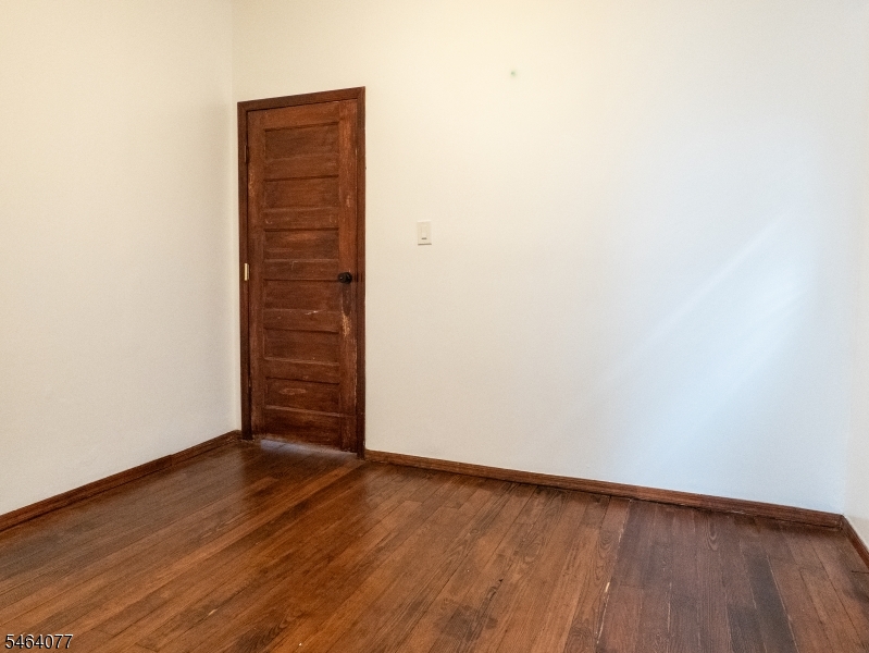 357 Ridgewood Avenue Newark, NJ 07112 - Photo 21 of 33 Gallery Image 21