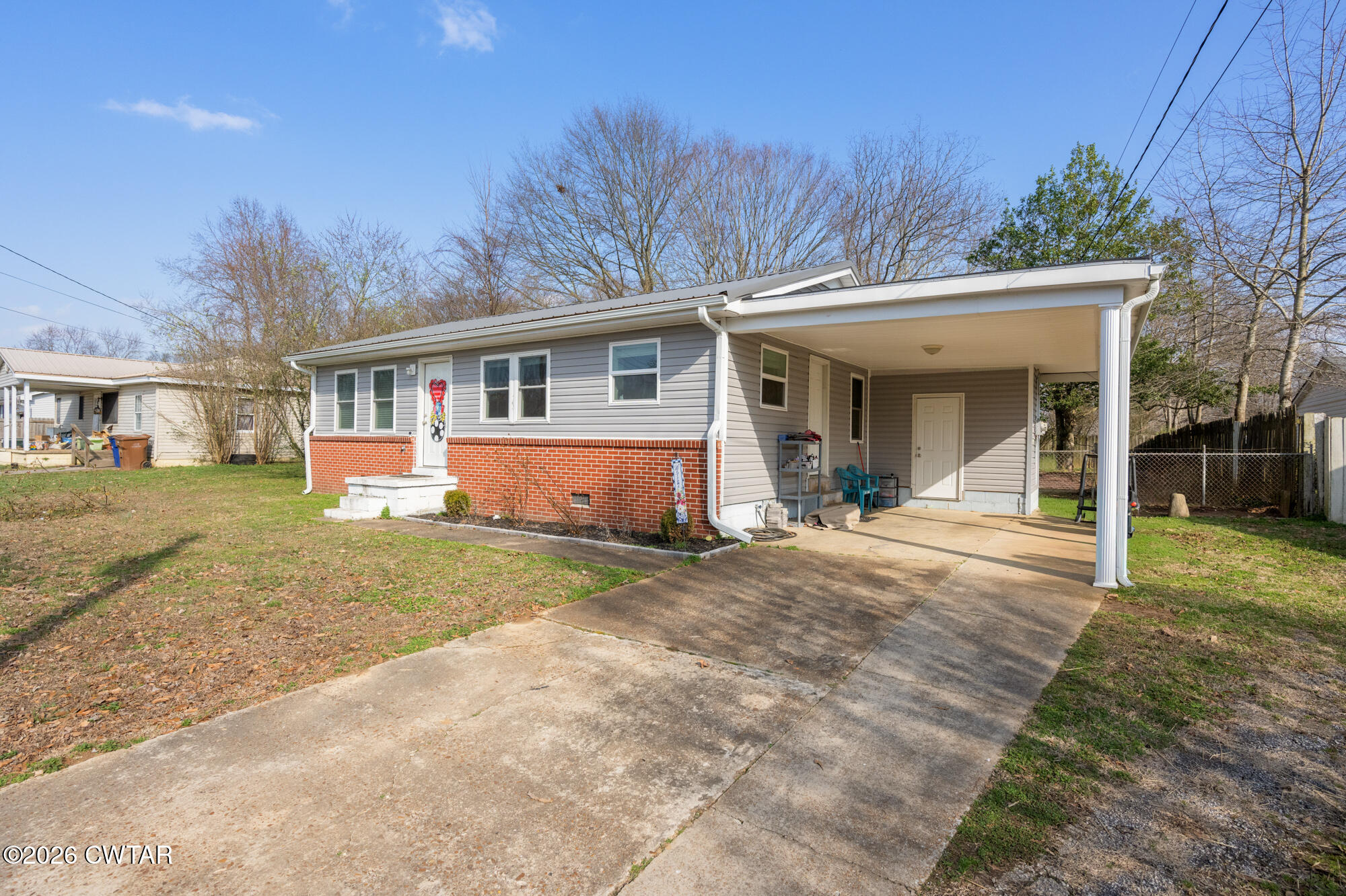 552 Weaver Street Lexington, TN 38351 - Photo 3 of 17 NZ9_8545