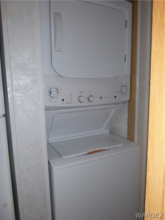 2000 South Ramar Road, Unit 688 Bullhead City, AZ 86442 - Photo 12 of 20 a close up view of washer and dryer