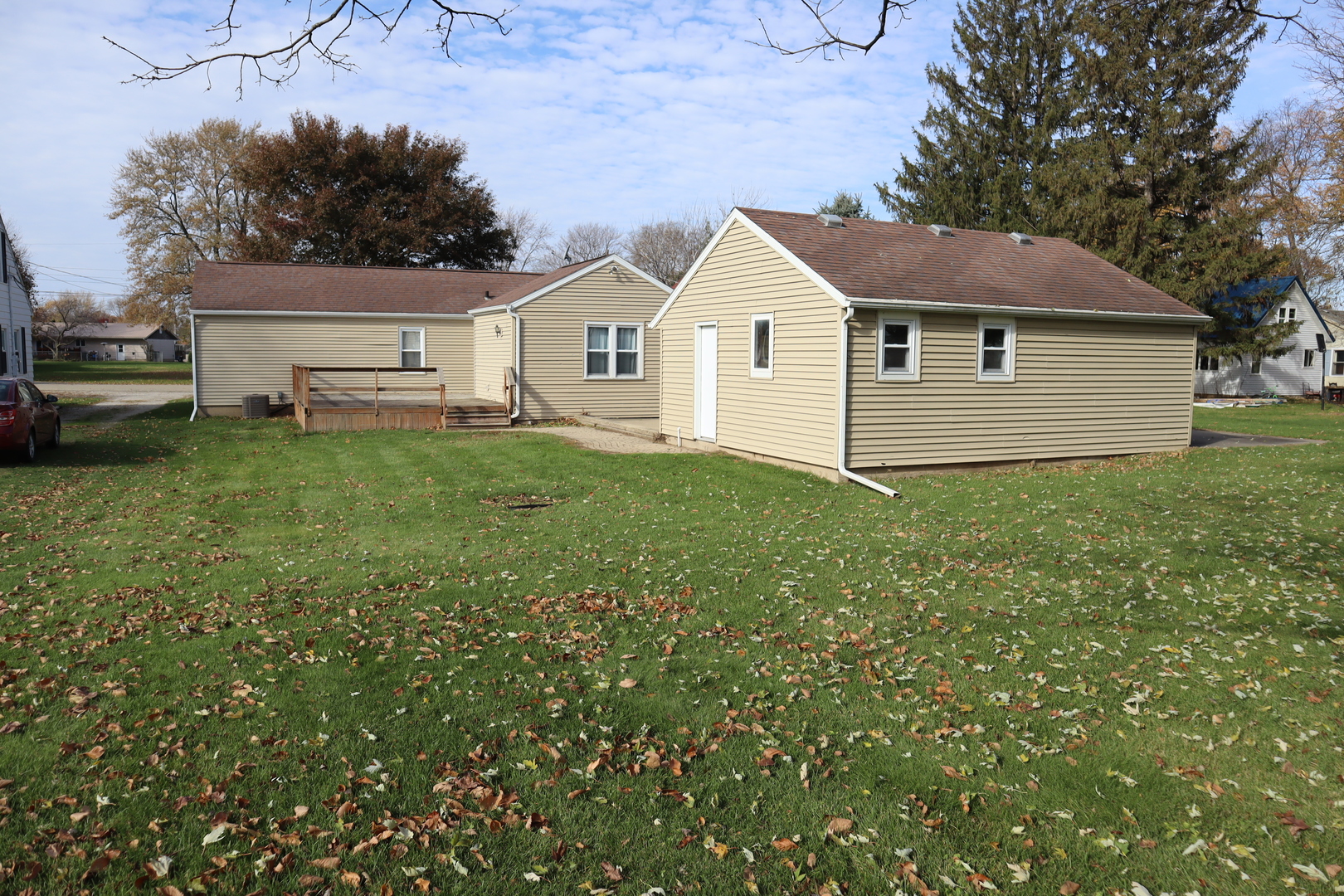 415 Whitver Street Walnut, IL 61376 - Photo 4 of 15 Gallery Image 4