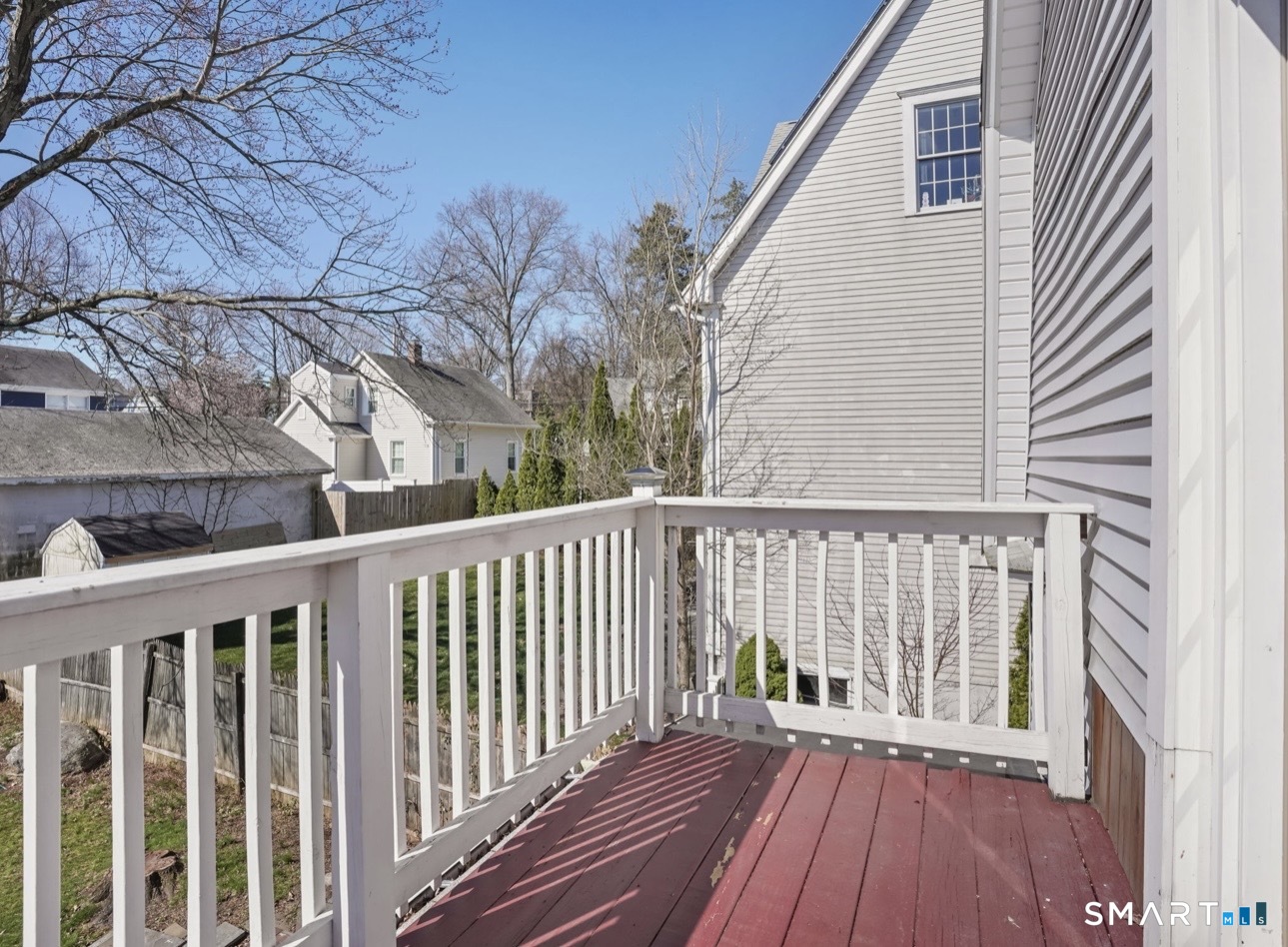 709 Tunxis Hill Road Fairfield, CT 06825 - Photo 16 of 31