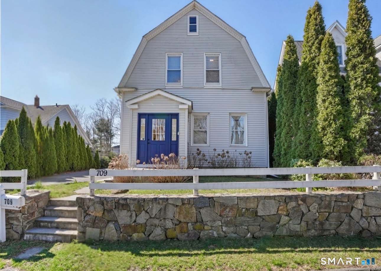 709 Tunxis Hill Road Fairfield, CT 06825 - Photo 25 of 29 Welcome to 709 Tunxis Hill Road!