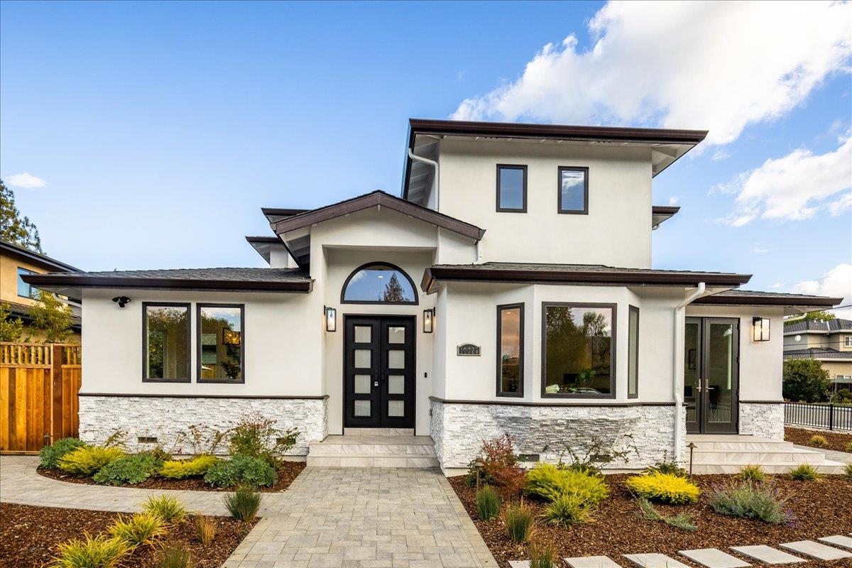 10028 Minaker Court, Cupertino, CA 95014 Compass