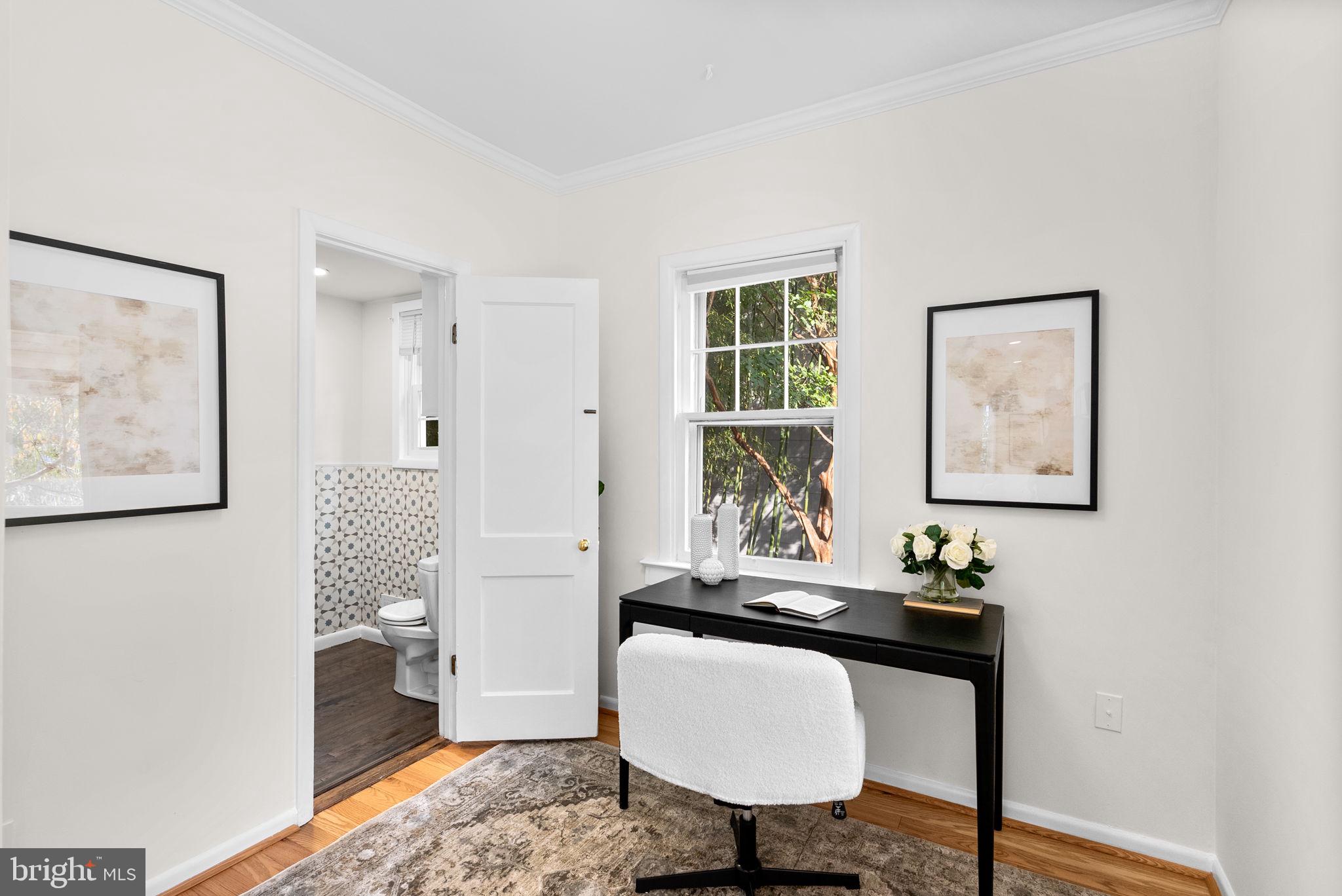 725 Silver Spring Avenue Silver Spring, MD 20910 - Photo 13 of 41 a living room with furniture and window