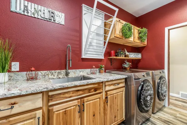 $590,000 | 12481 Bluebird Lane, Darlington, WI 53530