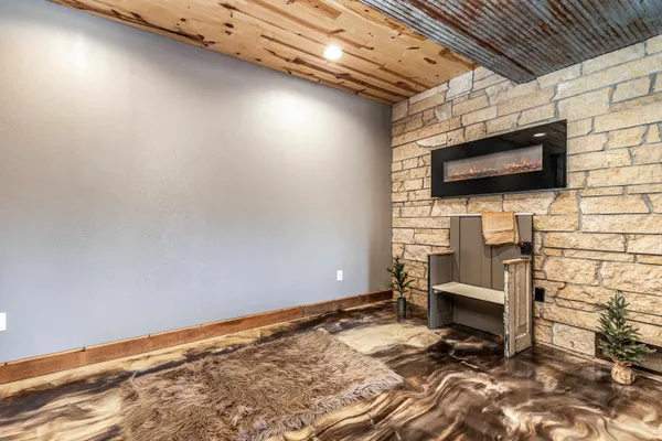 $590,000 | 12481 Bluebird Lane, Darlington, WI 53530