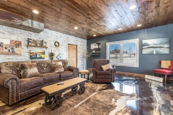 $590,000 | 12481 Bluebird Lane, Darlington, WI 53530