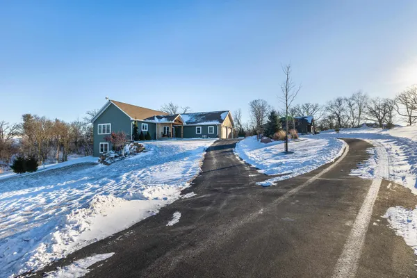 $590,000 | 12481 Bluebird Lane, Darlington, WI 53530