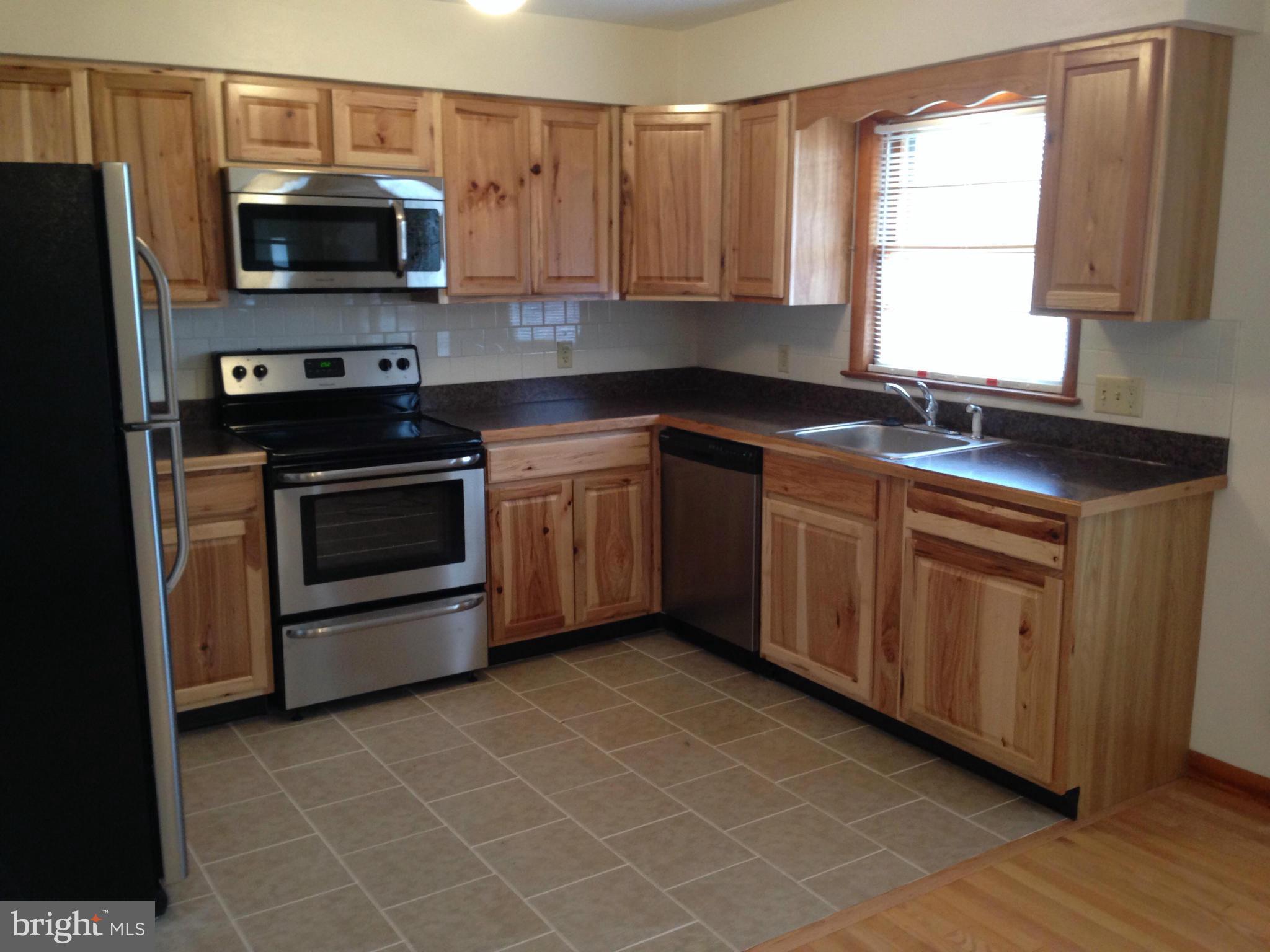 2901 Papermill Road Winchester, VA 22601 - Photo 2 of 14 Kitchen