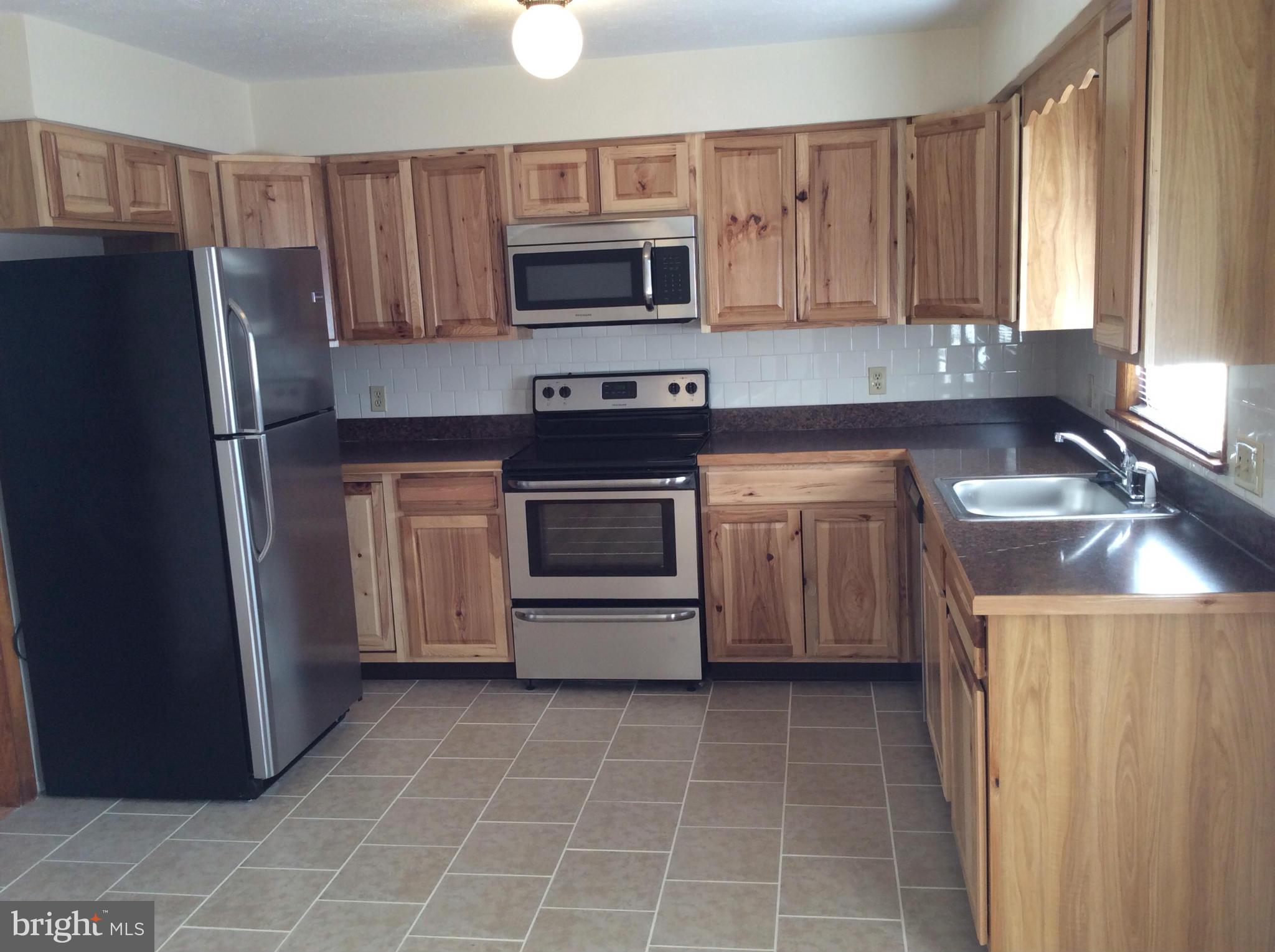 2901 Papermill Road Winchester, VA 22601 - Photo 3 of 14 Kitchen