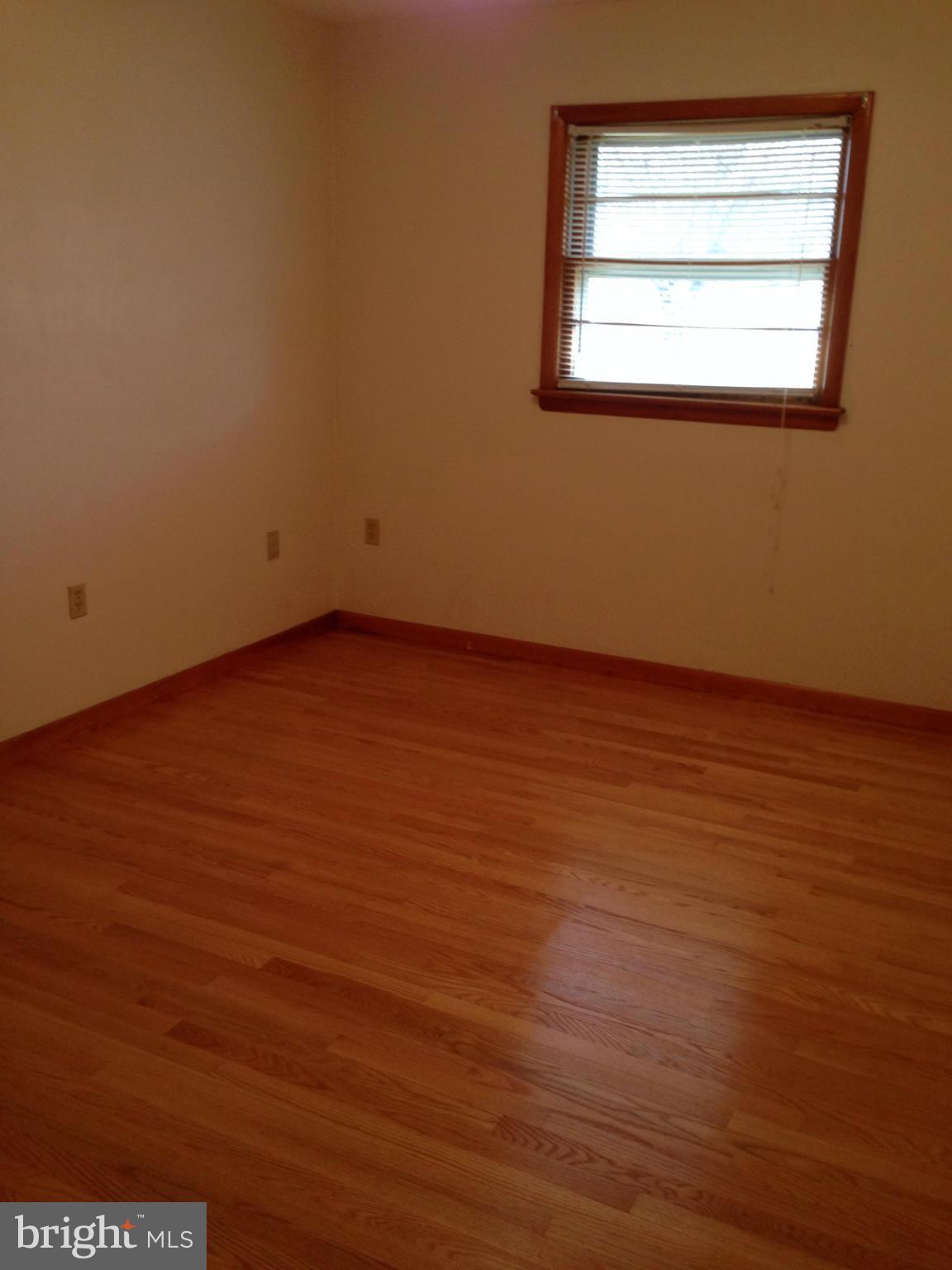 2901 Papermill Road Winchester, VA 22601 - Photo 5 of 14 Bedroom 1