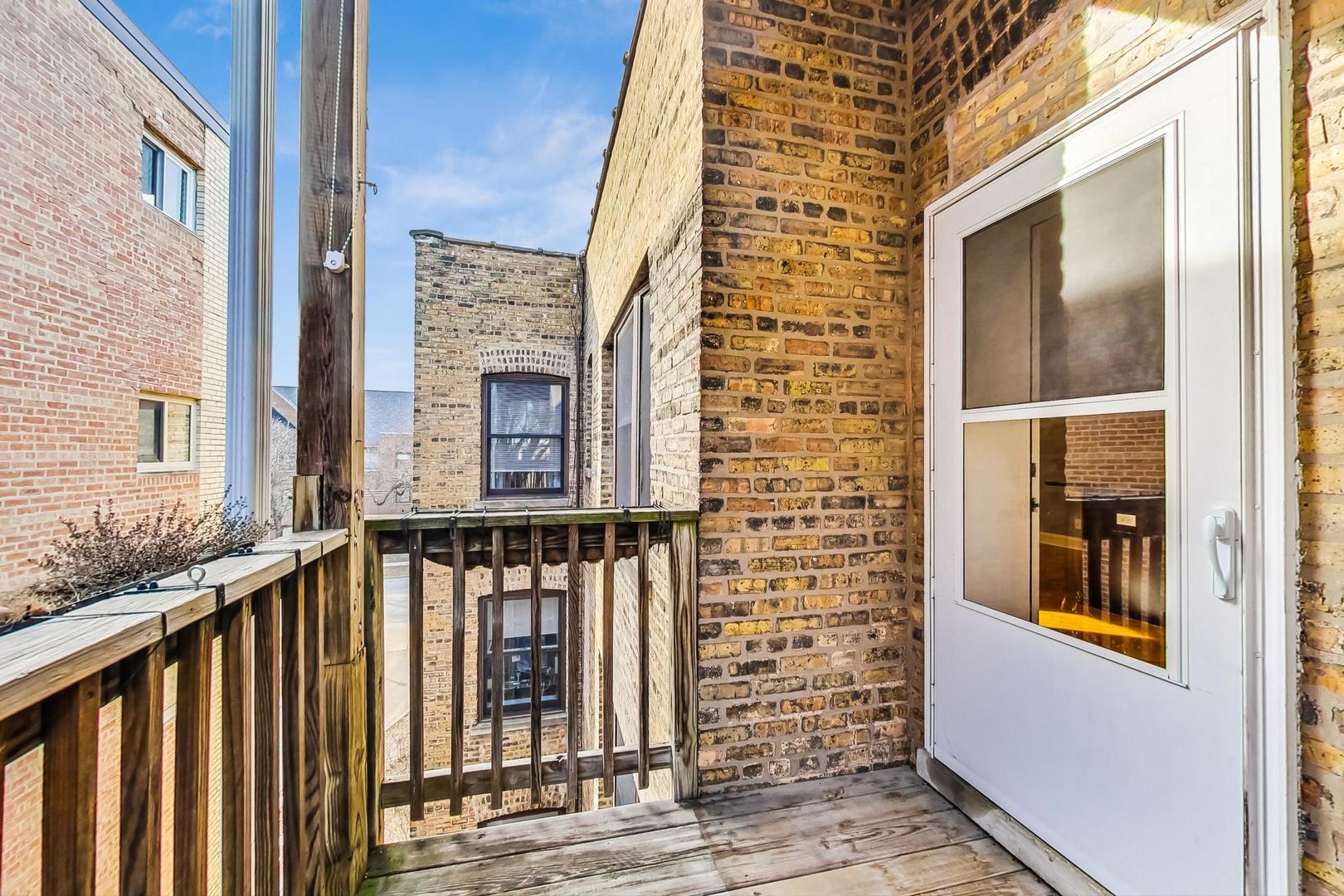 843 Ridge Avenue, Unit 3 Evanston, IL 60202 - Photo 20 of 24 Gallery Image 20