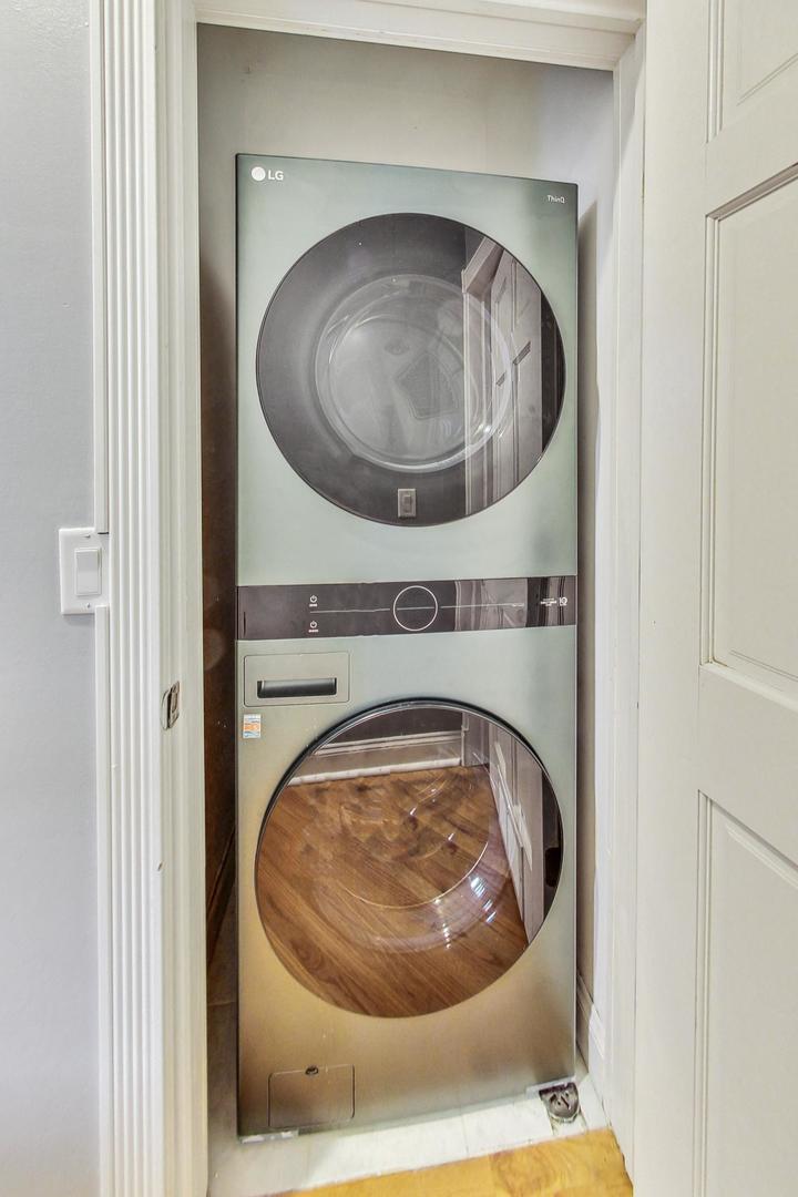 843 Ridge Avenue, Unit 3 Evanston, IL 60202 - Photo 21 of 24 Gallery Image 21