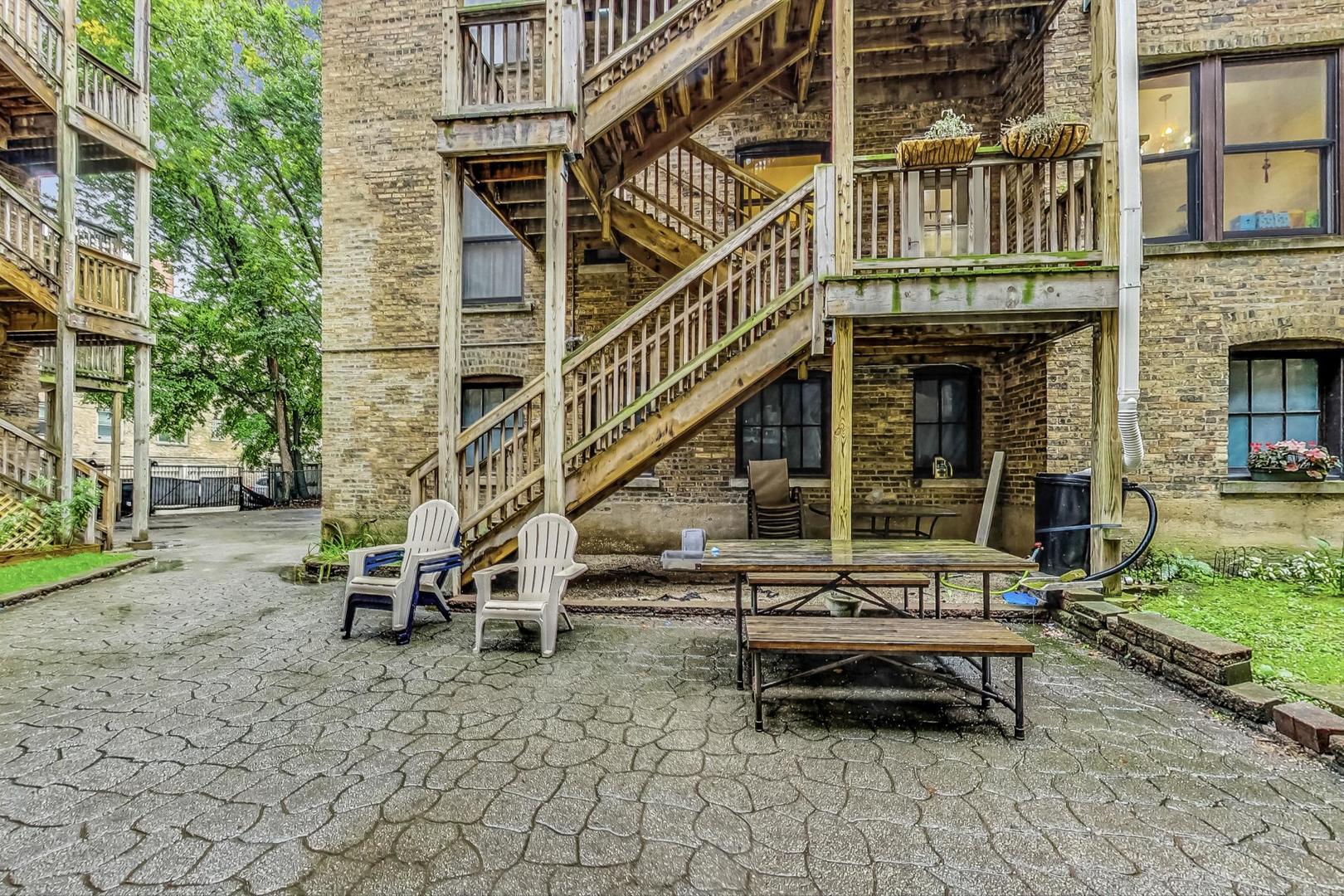 843 Ridge Avenue, Unit 3 Evanston, IL 60202 - Photo 23 of 24 Gallery Image 23