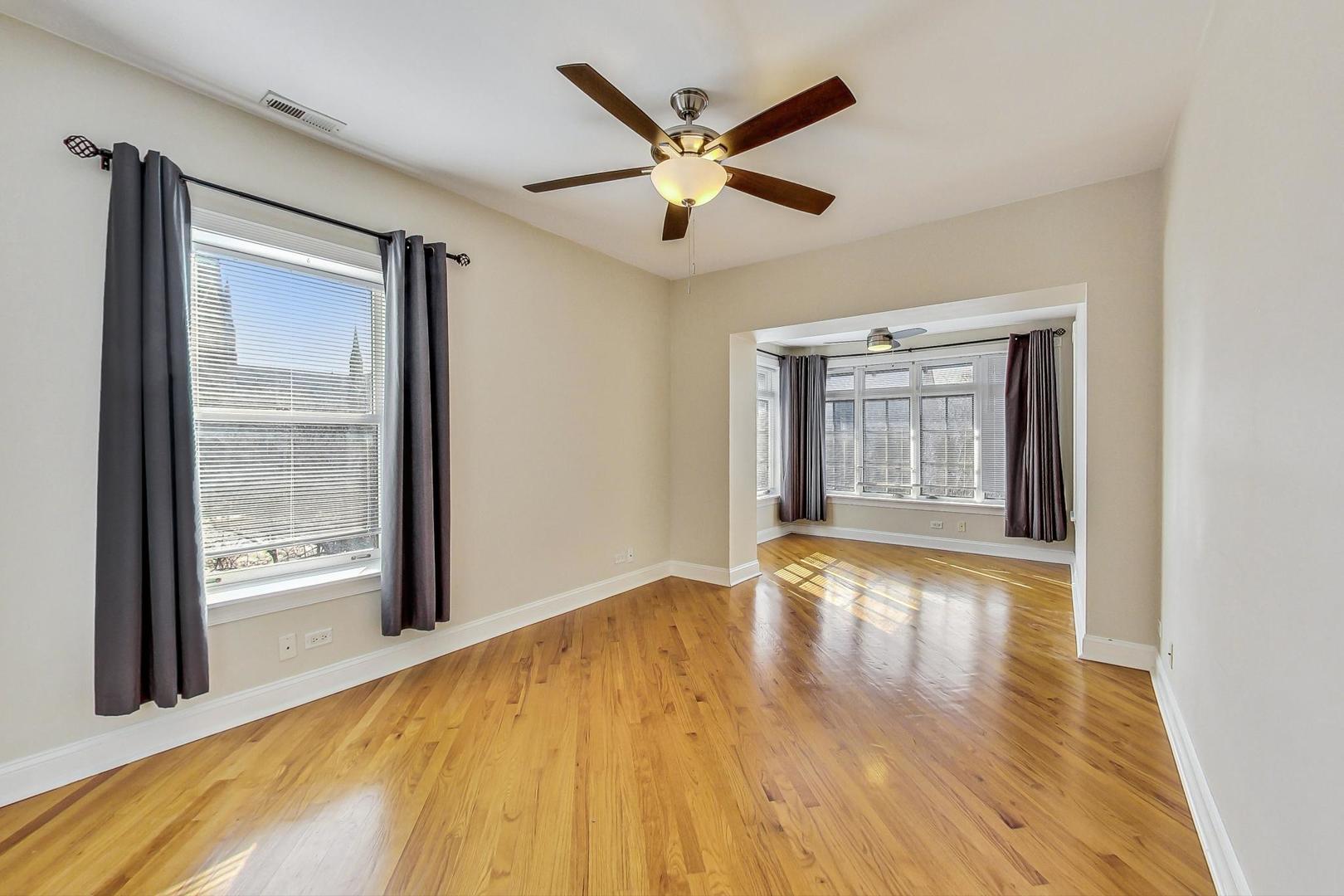 843 Ridge Avenue, Unit 3 Evanston, IL 60202 - Photo 10 of 24 Gallery Image 10