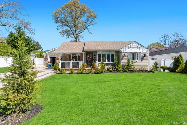 $600,000 | 25 Snyder Street, Patchogue, NY 11772