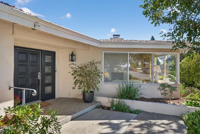 $1,695,000 | 262 Crestwood Avenue, Ventura, CA 93003
