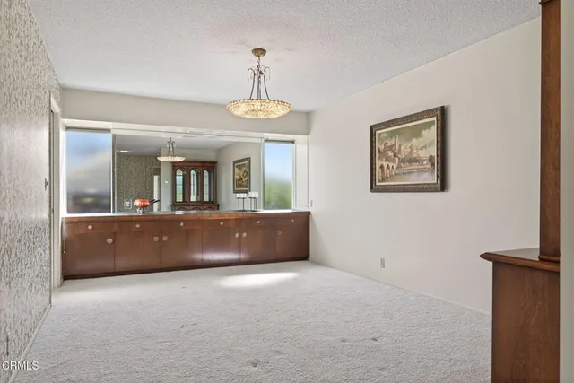 $1,695,000 | 262 Crestwood Avenue, Ventura, CA 93003