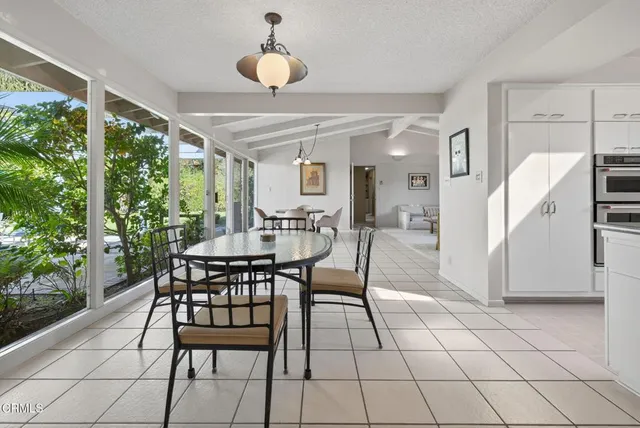 $1,695,000 | 262 Crestwood Avenue, Ventura, CA 93003