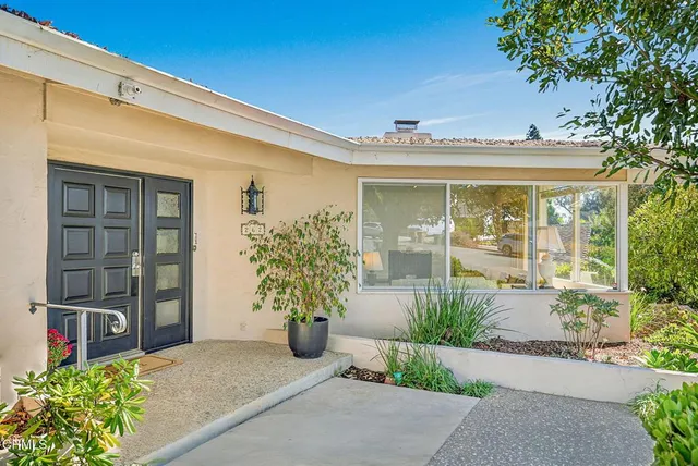 $1,695,000 | 262 Crestwood Avenue, Ventura, CA 93003