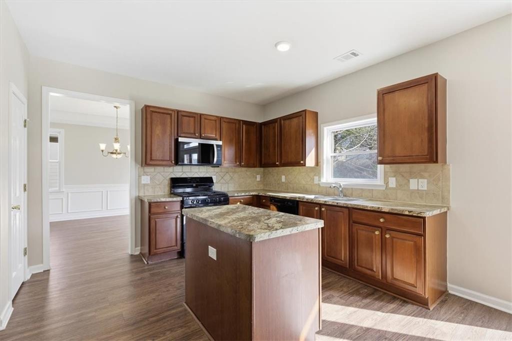 7366 Poppy Way Union City, GA 30291 - Photo 17 of 46