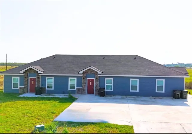 $420,000 | 2001 South Valley Circle, La Feria, TX 78559