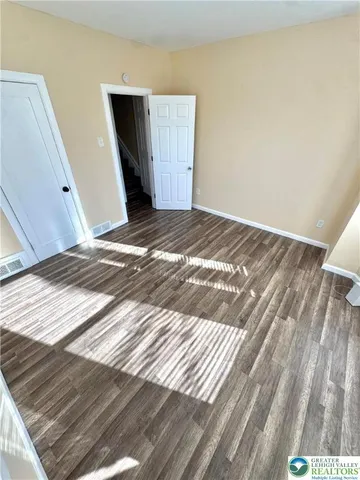 $2,100 | 909 South Hall Street, Allentown, PA 18103