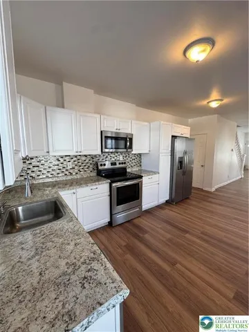 $2,100 | 909 South Hall Street, Allentown, PA 18103