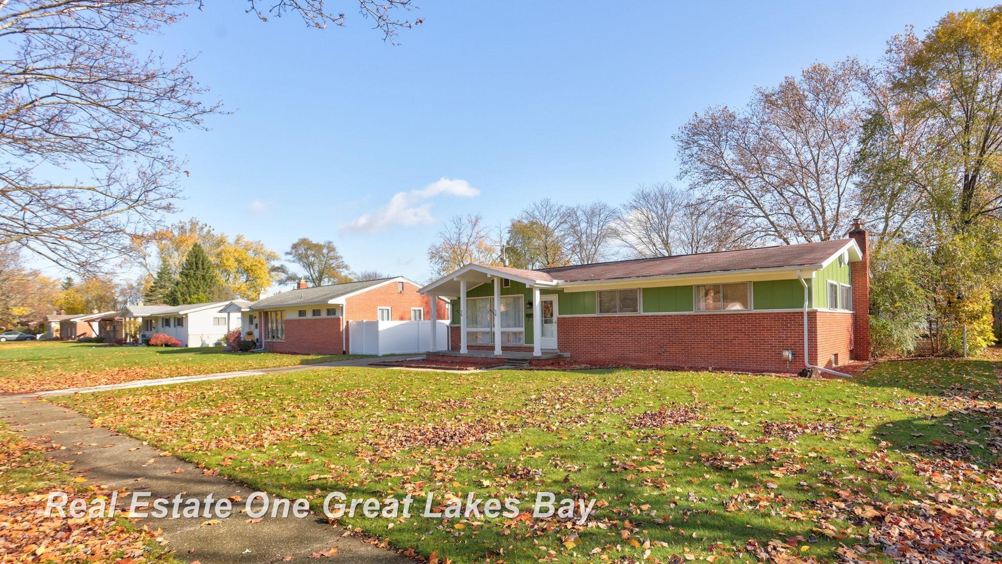2336 Bock Road Saginaw, MI 48603 - Photo 33 of 33 50127878-32.JPG