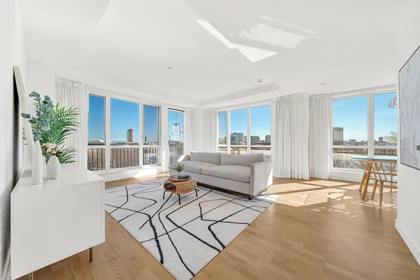 $1,085,900 | 100 Station Landing, Unit 712, Medford, MA 02155