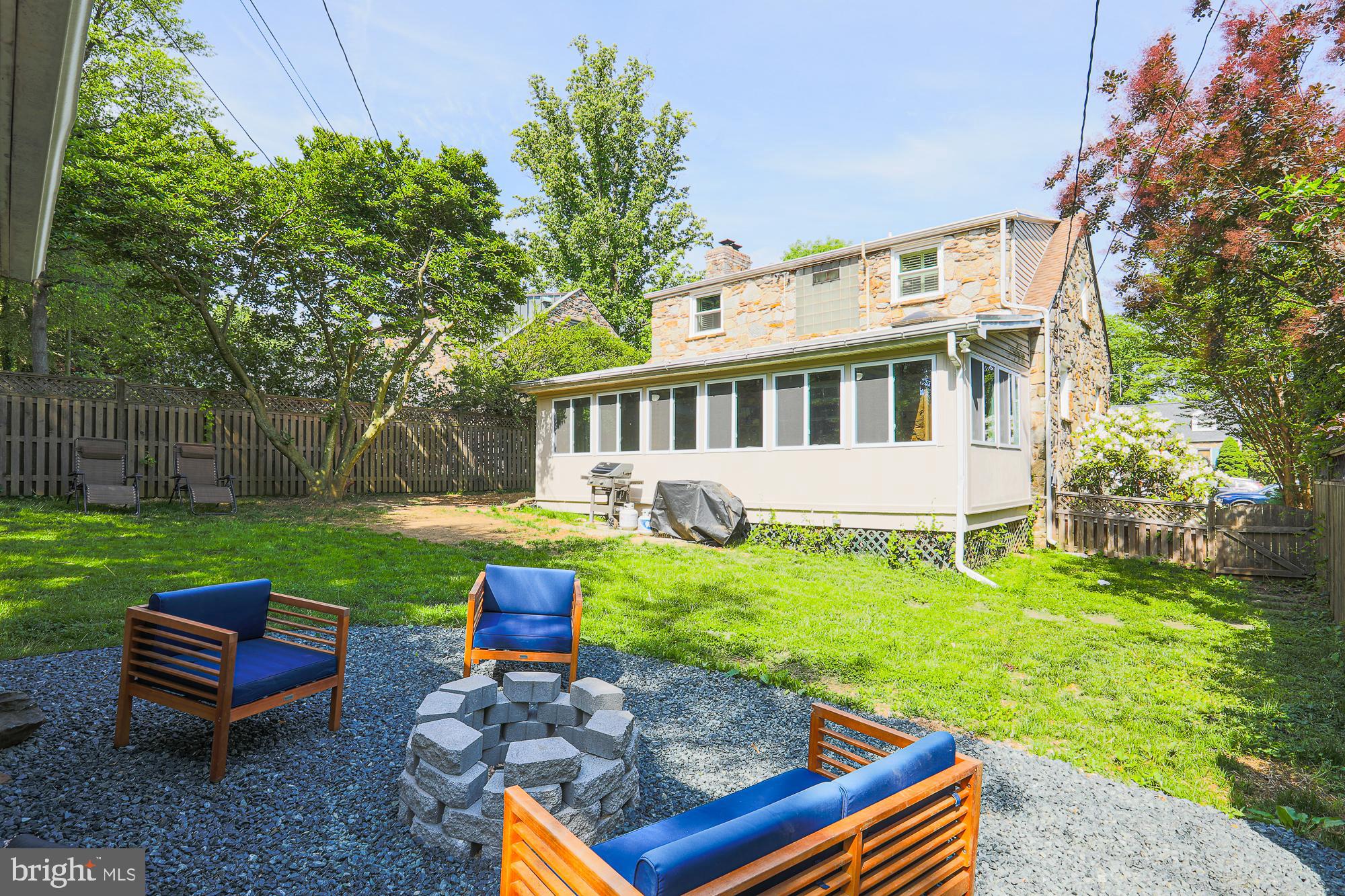 2509 Pinebrush Road Baltimore, MD 21209 - Photo 19 of 20 a view of a house with backyard and sitting area