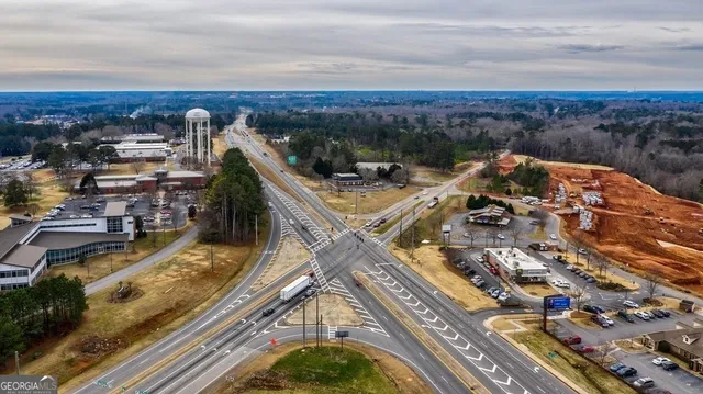 a view of a dry field